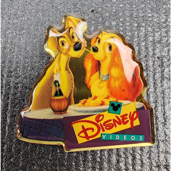Disney Pins Lady & the Tramp Disney Films Spaghetti Dinner Wine - Picture 1 of 4